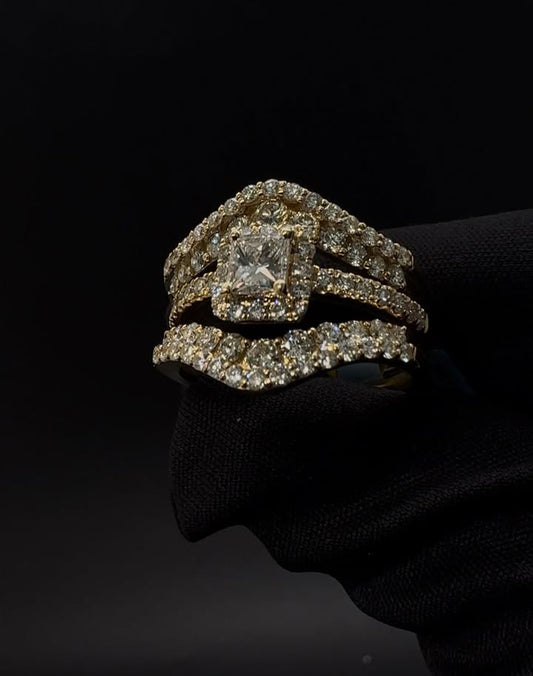 ROW DIAMOND