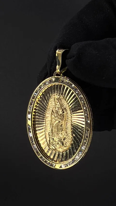 14KT 1T .  VIRJEN PENDANT